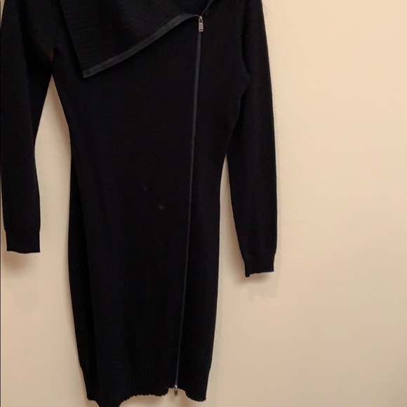 Andrew marc Black long cardigan with side zipper. - Picture 2 of 4
